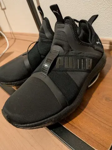 PUMA 푸마 MEGA NRGY X V2 러닝화 24cm