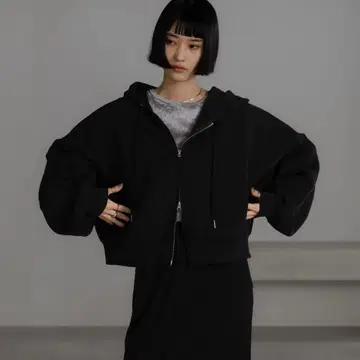 LOWRYSFARM ZIP 숏 후디 블랙