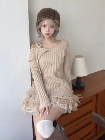 Darich 랜덤 프릴 니트 셋업