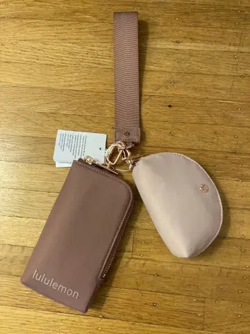 미사용 새상품! lululemon 듀얼 파우치 핑크