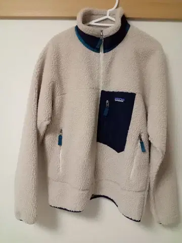 patagonia 레트로X 플리스 자켓 베이지/네이비