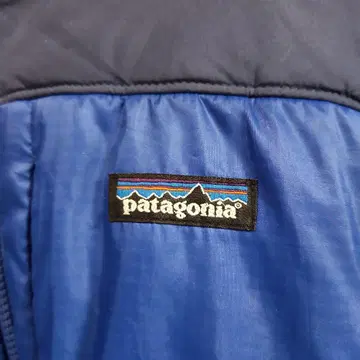 파타고니아 후드 부착 다운 자켓 파랑