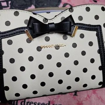 경량 새상품, 사만사 베가의 리본 무늬 숄더백입니다.