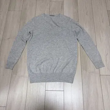 띠어리 럭스 캐시미어 100% V넥 니트 그레이