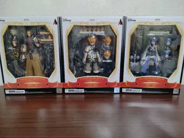 킹덤하츠 브링 아츠 테라 벤투스 아쿠아 피규어