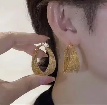 골드 후프 귀걸이