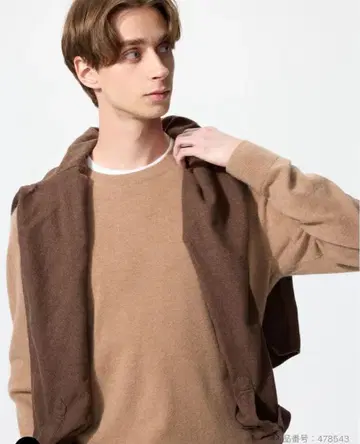 2025년 이번 시즌 유니클로 새상품 캐시미어 크루넥 스웨터