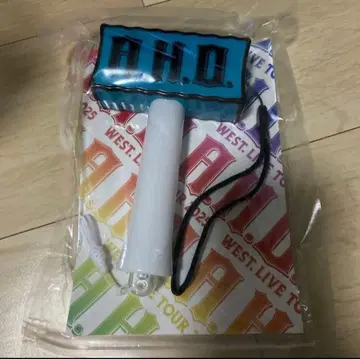 WEST. A.H.O 응원봉