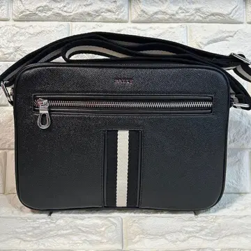 컨디션 최상 BALLY 블랙 숄더백 크로스바디 가죽 블랙