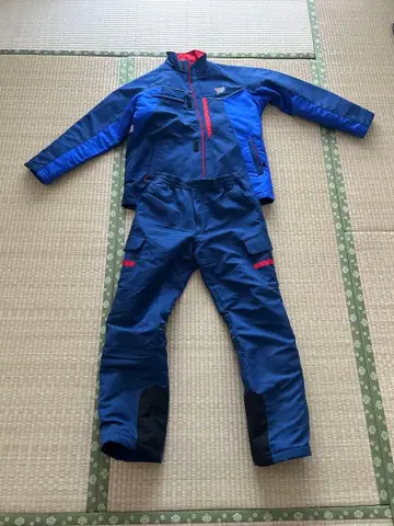 요미우리 신문 스태프용 점퍼 상하의 세트