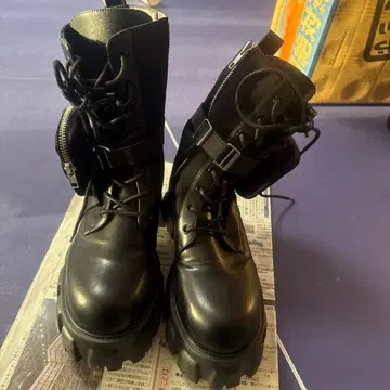 rienda 리엔다 레이스업 탱크 밑창 부츠 블랙 L 사이즈