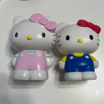 헬로키티 펜꽂이 2세트