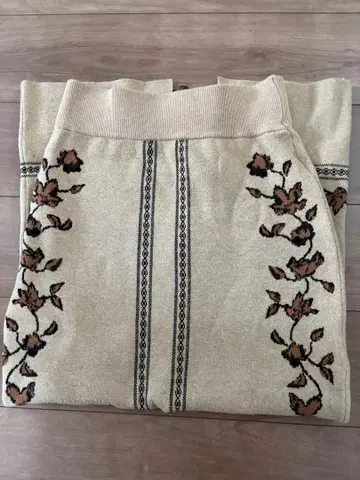 스카프 모티브 니트 스커트 size2