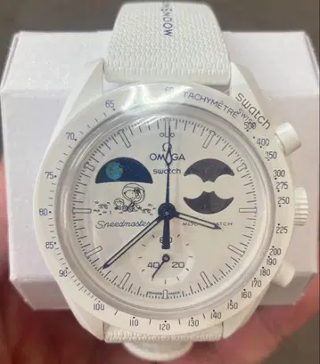 Swatch x OMEGA x Snoopy L 사이즈