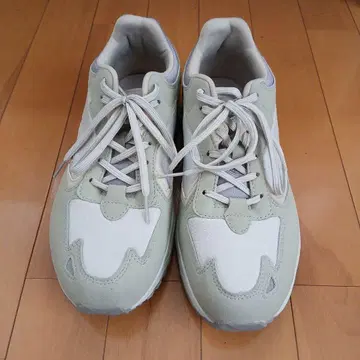 810s 문스타 스튜덴 26cm