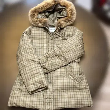 Mademoiselle NON NON 체크 무늬 다운 자켓