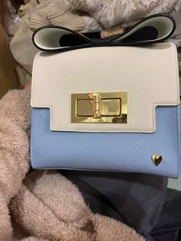 사만다 원더랜드의 앨리스