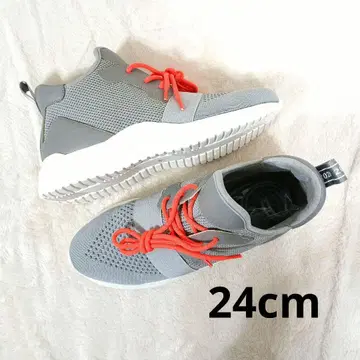 새상품 아르테미스 바이 다이애나 플라이니트 대드 스니커즈 24cm