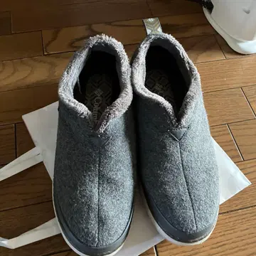 컬럼비아 슬립온 그레이