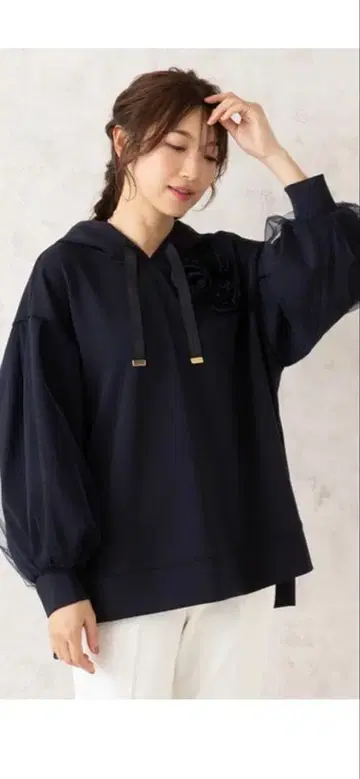 로즈 티아라 46 후드티 네이비 새상품