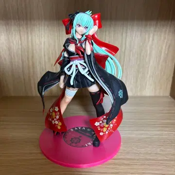 피규어 블랙 레드 의상 스카이블루 머리