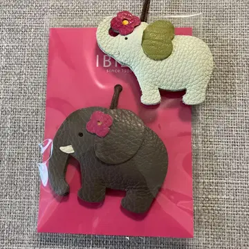 IBIZA 코끼리 가죽 참 꽃 장식 2개 세트