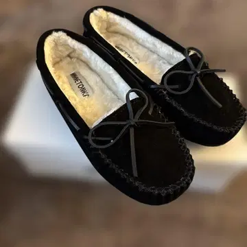 미네통카 블랙 캘리