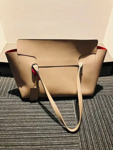 Barneys New York 베이지 그레이, 핑크 내 포켓 부착 백