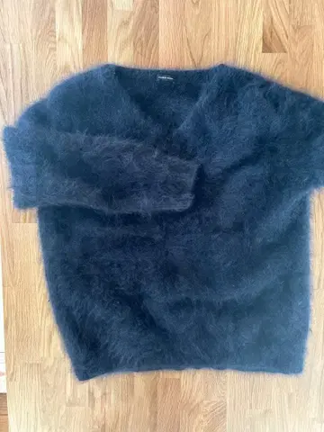 NOMBRE IMPAIR 블랙 V넥 스웨터