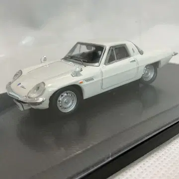 데아고스티니 일본의 명차 1/64 마쓰다 코스모 스포츠 1968 화이트