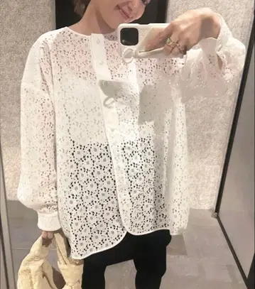 yori [ 2025AW ] 플로키 레이스 셔츠 화이트 미사용 새상품