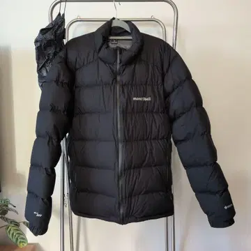 새상품급 mont-bell 파마프로스트 라이트 다운 자켓 XL