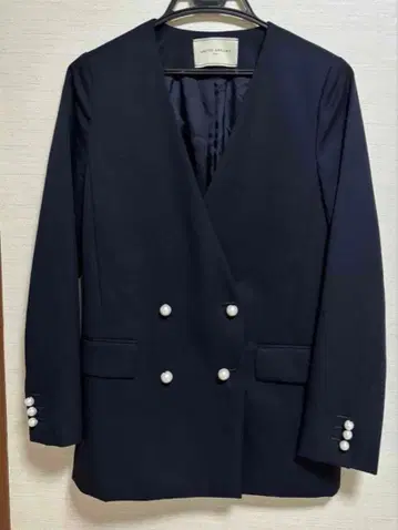 UNITED ARROWS W 펄 모티브 V 노카라 자켓