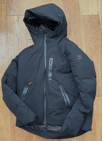 TIGORA 티고라 빔즈 다운 자켓 M 여성용 남성용