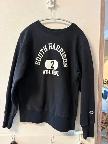 Champion 블랙 맨투맨 SOUTH HARRISON