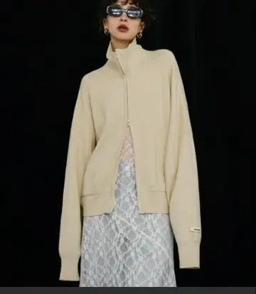 HANNE 드라이버 니트