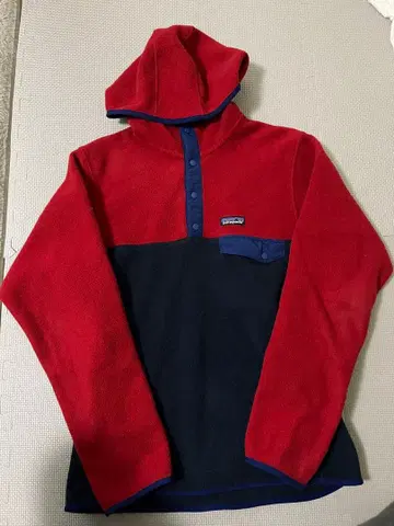 patagonia 플리스 자켓 후드 부착 빨간색 파랑