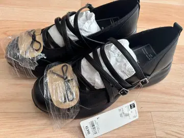 [새상품] 메리 제인 슈즈 by rokh GU 콜라보 블랙 L 사이즈