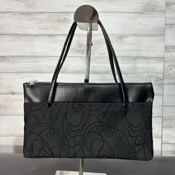 파티 퀼팅 핸드백 블랙 가죽 절개 심플