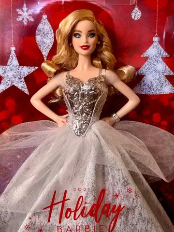 바비(Barbie) 홀리데이 바비 2021 미사용품