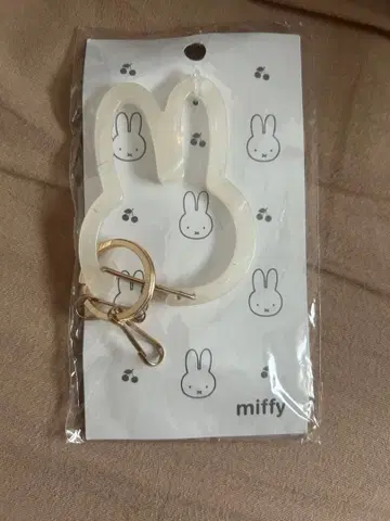 miffy 클리어 아크릴 키링