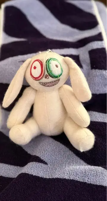 TWICE 채영 참 굿즈