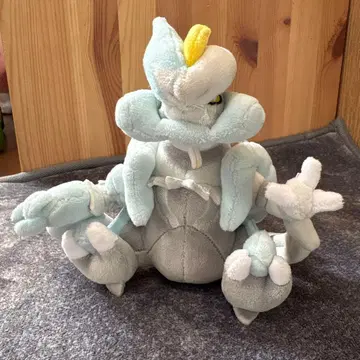 포켓몬 화이트 큐렘 봉제 인형