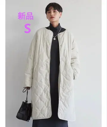 아메리칸 홀릭 택 포함 새상품 따뜻한 리버서블 퀼팅 코트 S 사이즈