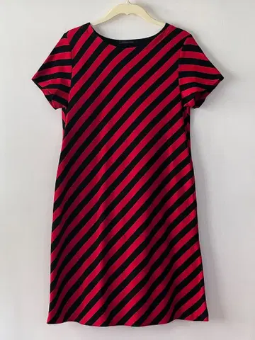 [ 새상품급 ] 두지엠 클라세 빨검 스트라이프 원피스