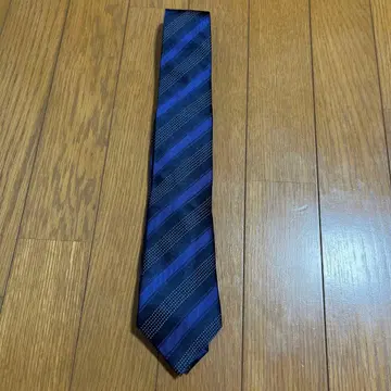 이탈리아제 ungaro 웅가로 실크 넥타이 블루 계열