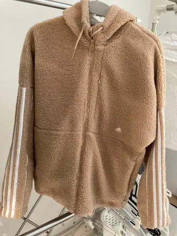 adidas 베이지 플리스 자켓