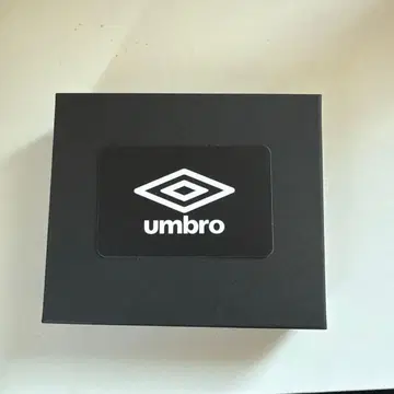 엄브로 이단 접이식 지갑