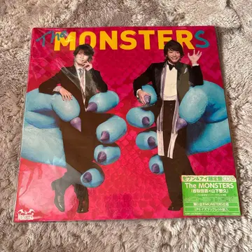 The MONSTERS CD 한정판 LP 사이즈 소책자 포함