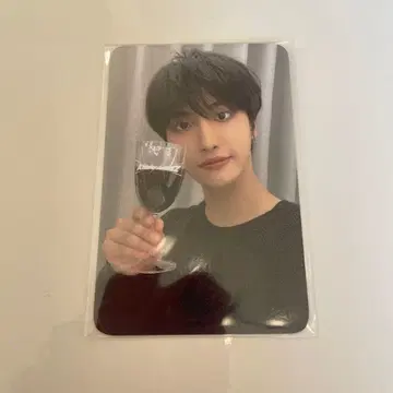 ateez everline outlaw 와인 팝업 성화